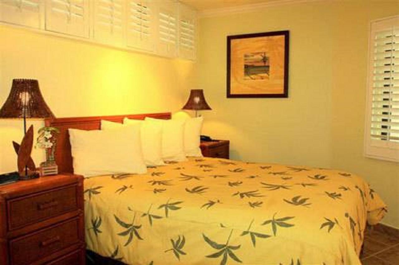 Kona Reef Resort By Latour Group Каилуа-Кона Экстерьер фото